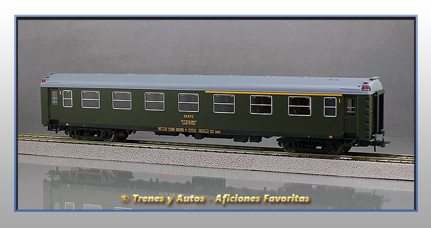 Coche pasajeros Serie 5000 AAB-5024  Clase 1ª y 2ª - Renfe